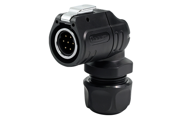 7芯公插头半金属