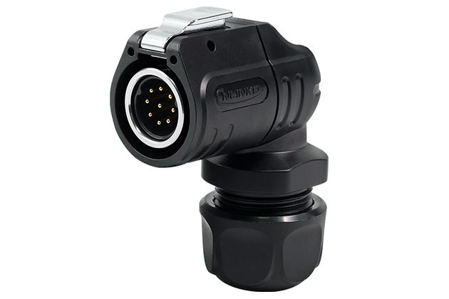 9芯公插头半金属