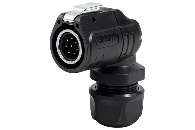 8芯公插头半金属